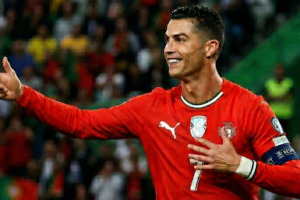 Cristiano Ronaldo ante el juicio del Estadio Azteca