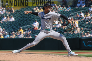 Eury Pérez a seis outs de la historia